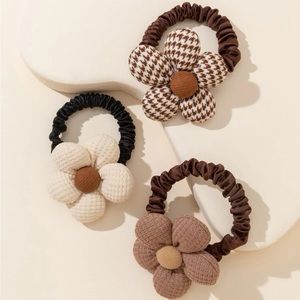 Set of 4 Brown Flower Hair Ties